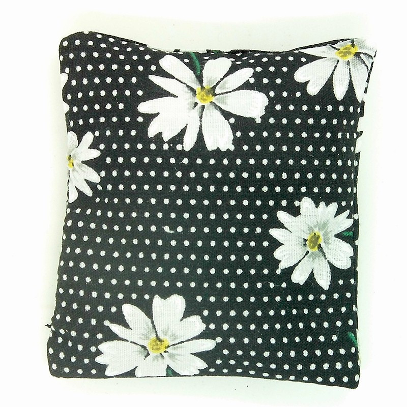Mini Lavender Pillow -Black Daisy Floral